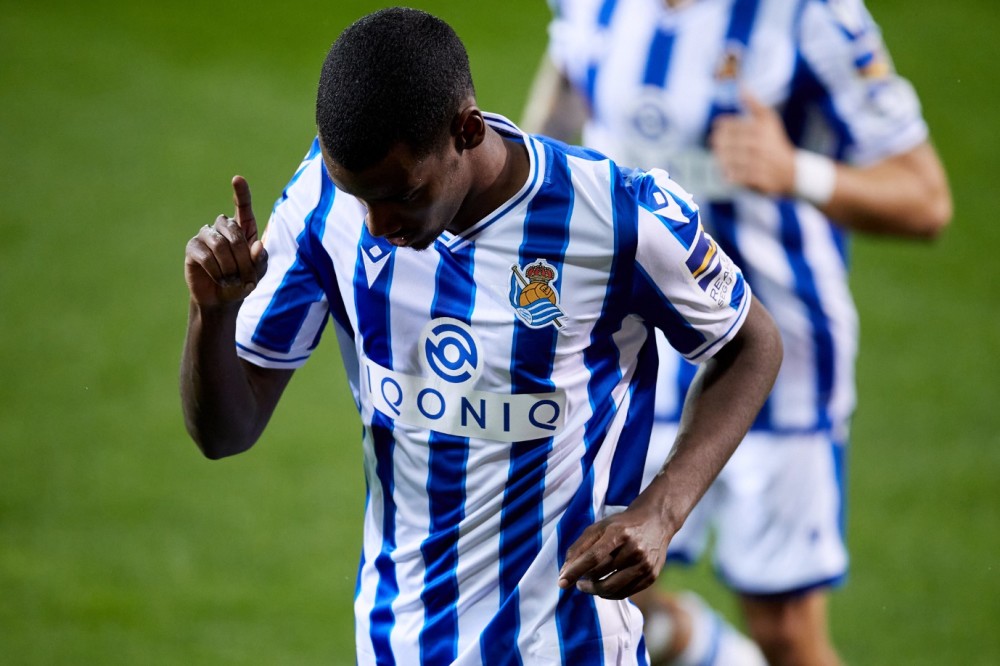 开云APP-关于西甲倒计时；法兰克福集结日复出首秀；细节引发关注；媒体盛赞；球探报告显示潜力的信息